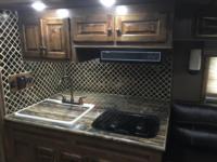 2018 Sundowner 2018 Sundowner CGS49GN Gooseneck Trailers With Living Quarters