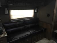 2018 Sundowner 2018 Sundowner CGS49GN Gooseneck Trailers With Living Quarters