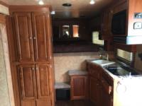 2018 Sundowner 2018 Sundowner 2286 SGM Gooseneck Trailers With Living Quarters